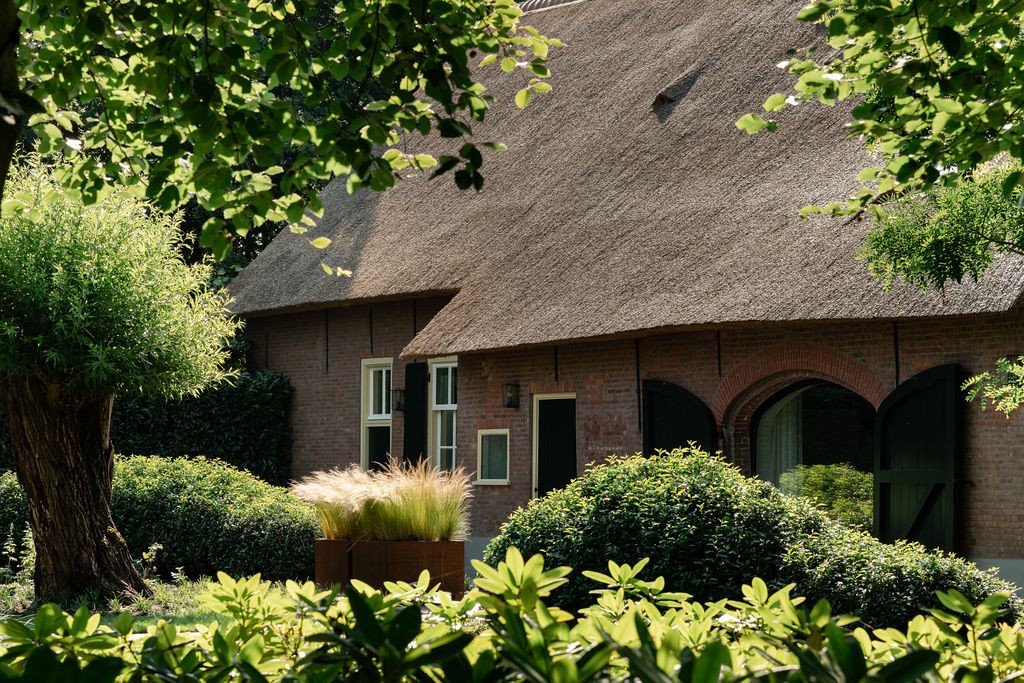 langgevelhoeve zicht met tuin